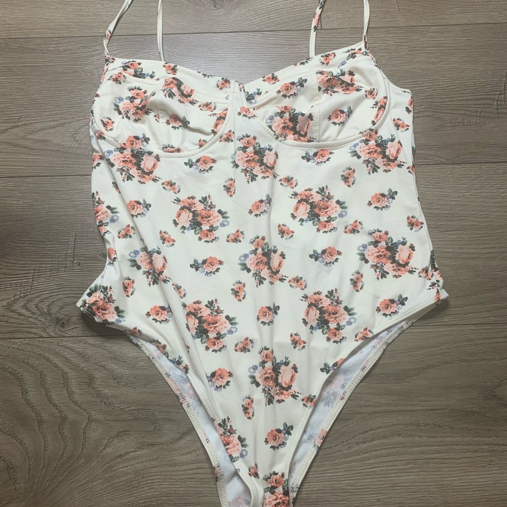 Wild Fable | Bodysuit | Size XL